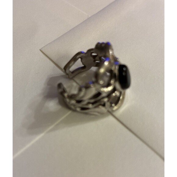 Vintage Sarah Coventry Filigree Silvertone Ring Black Onyx Gemstone - Picture 4 of 6